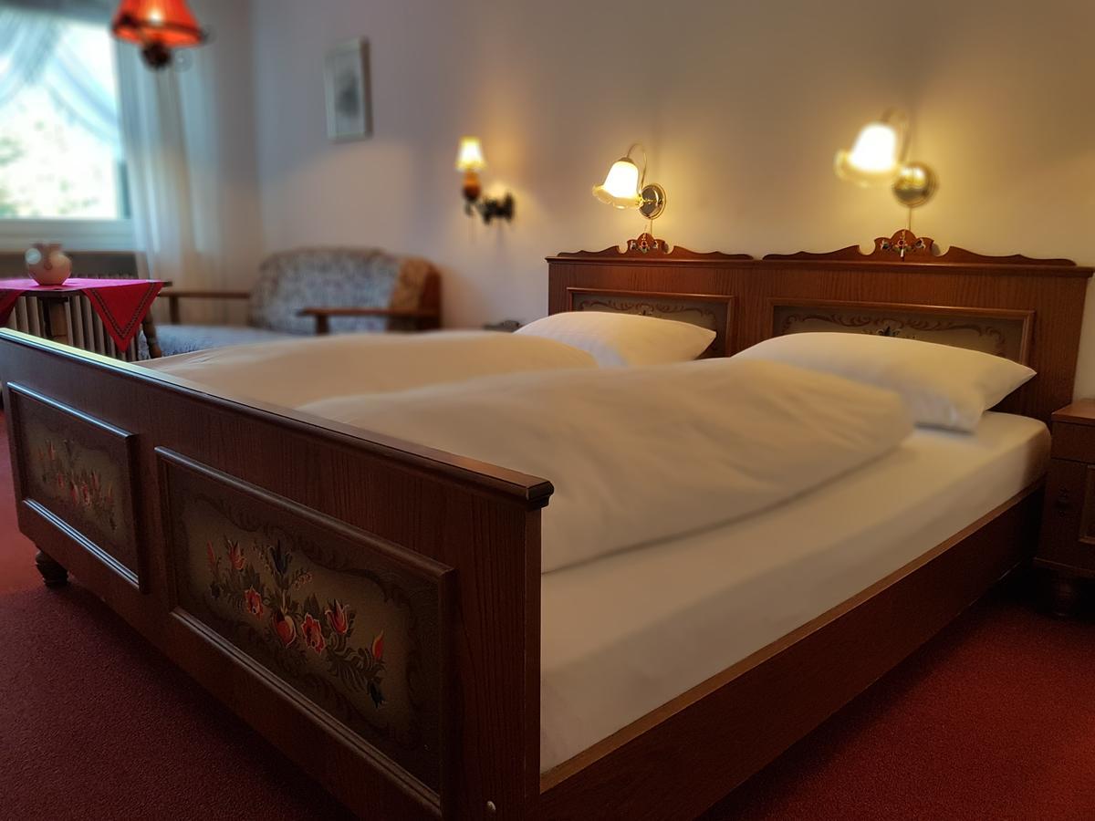 Hotel Landhaus Sonnenhof Todtnau Esterno foto